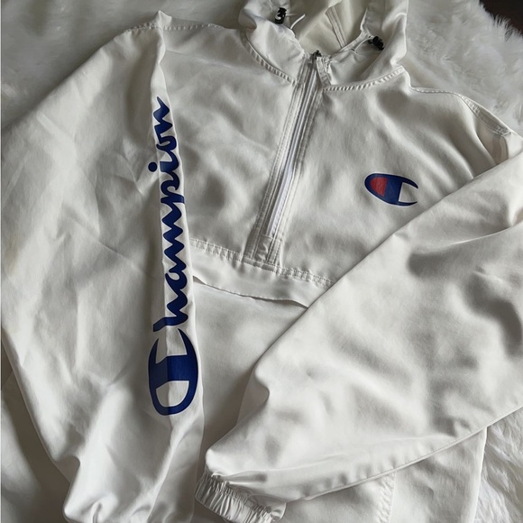 Champion Windbreaker size S - Picture 1 of 3